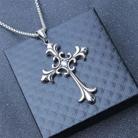 Retro Gothic Cross Necklace – Unisex Streetwear Jewelry for Trendsetters