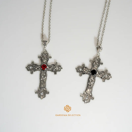 Punk Crystal Cross Pendant Necklace – Gothic Clavicle Aesthetic Jewelry for Men & Women