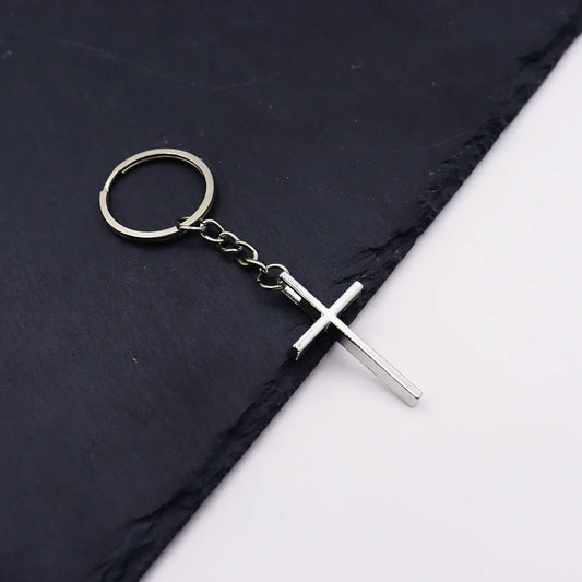 Couple Cross Keychain – Simple Metal Pendant for Bags, Cars & Gifts