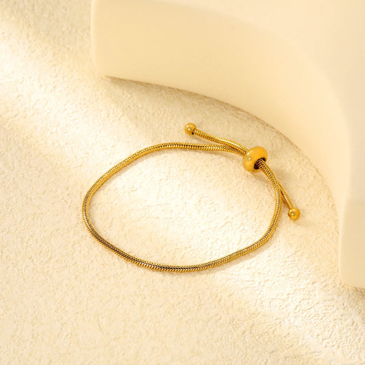 LUXUSTEEL Simple Hollow Circular Buckle Bracelet – Stainless Steel Chain Jewelry for Women & Girls